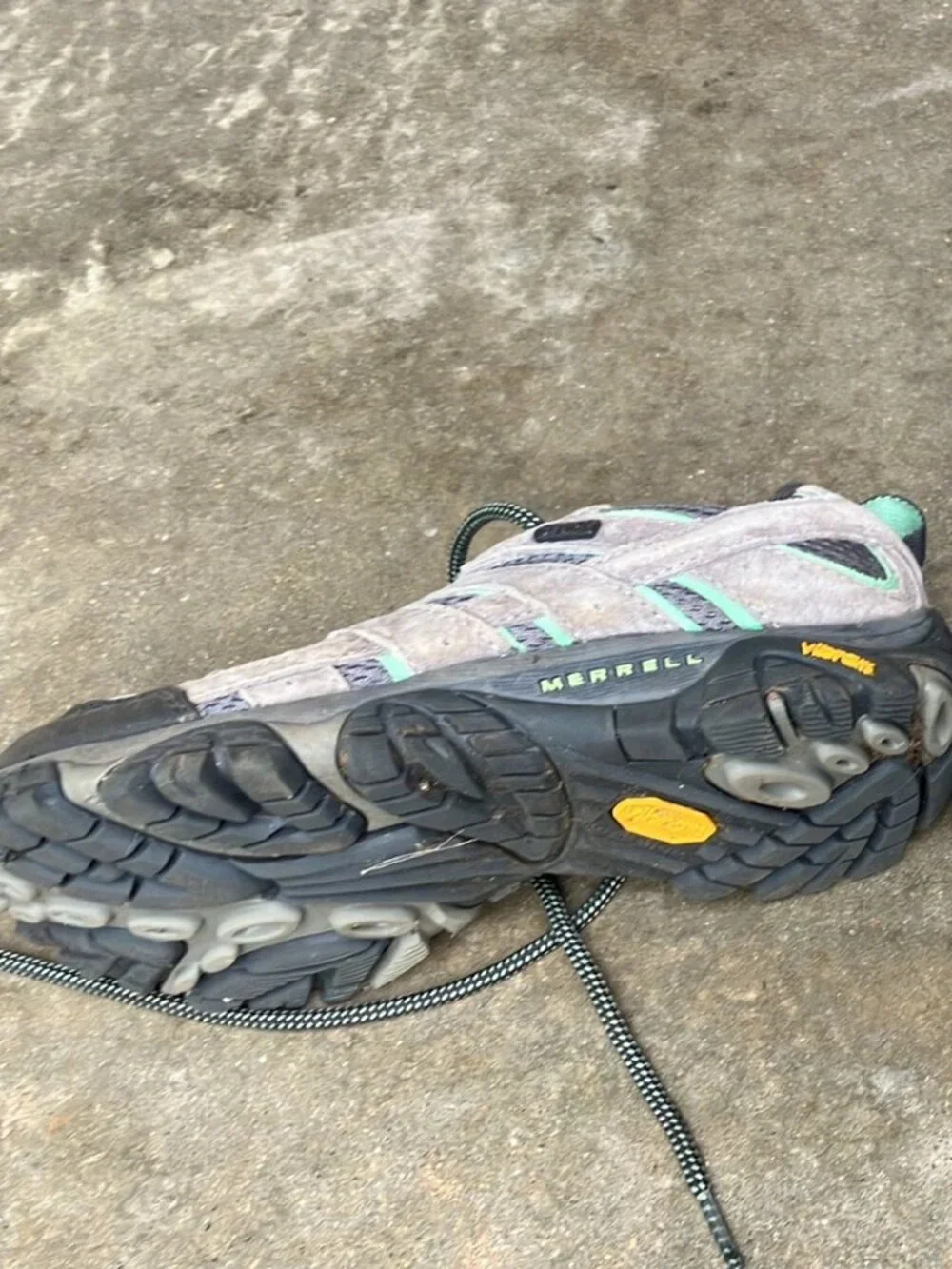 Merrell Women's Moab 2 Waterproof Hiking Shoes - Drizzle Mint - size 6 (J06028)